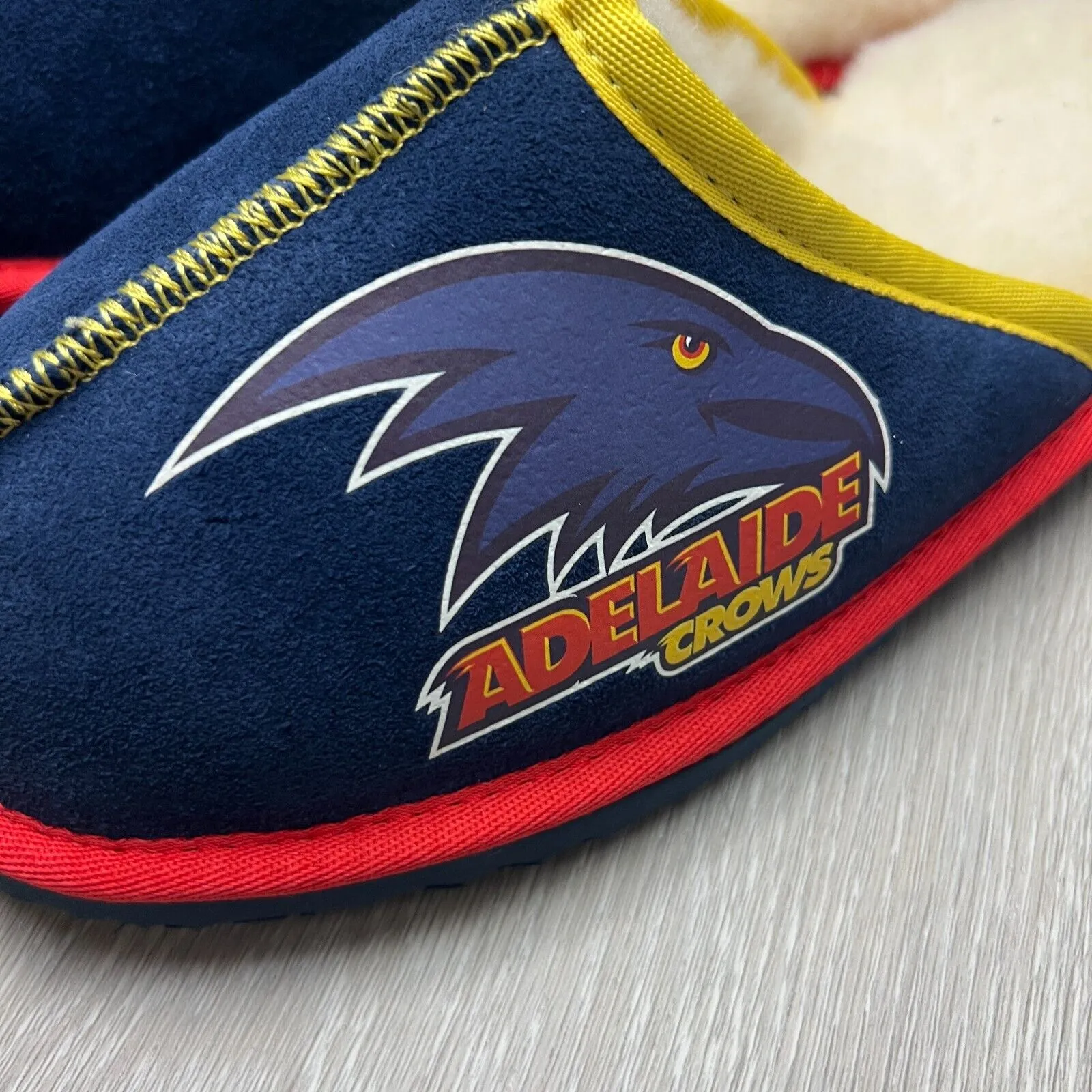 AFL Team Kicks Adelaide Crows Merino Wool Slippers Size US W 15 / M 14