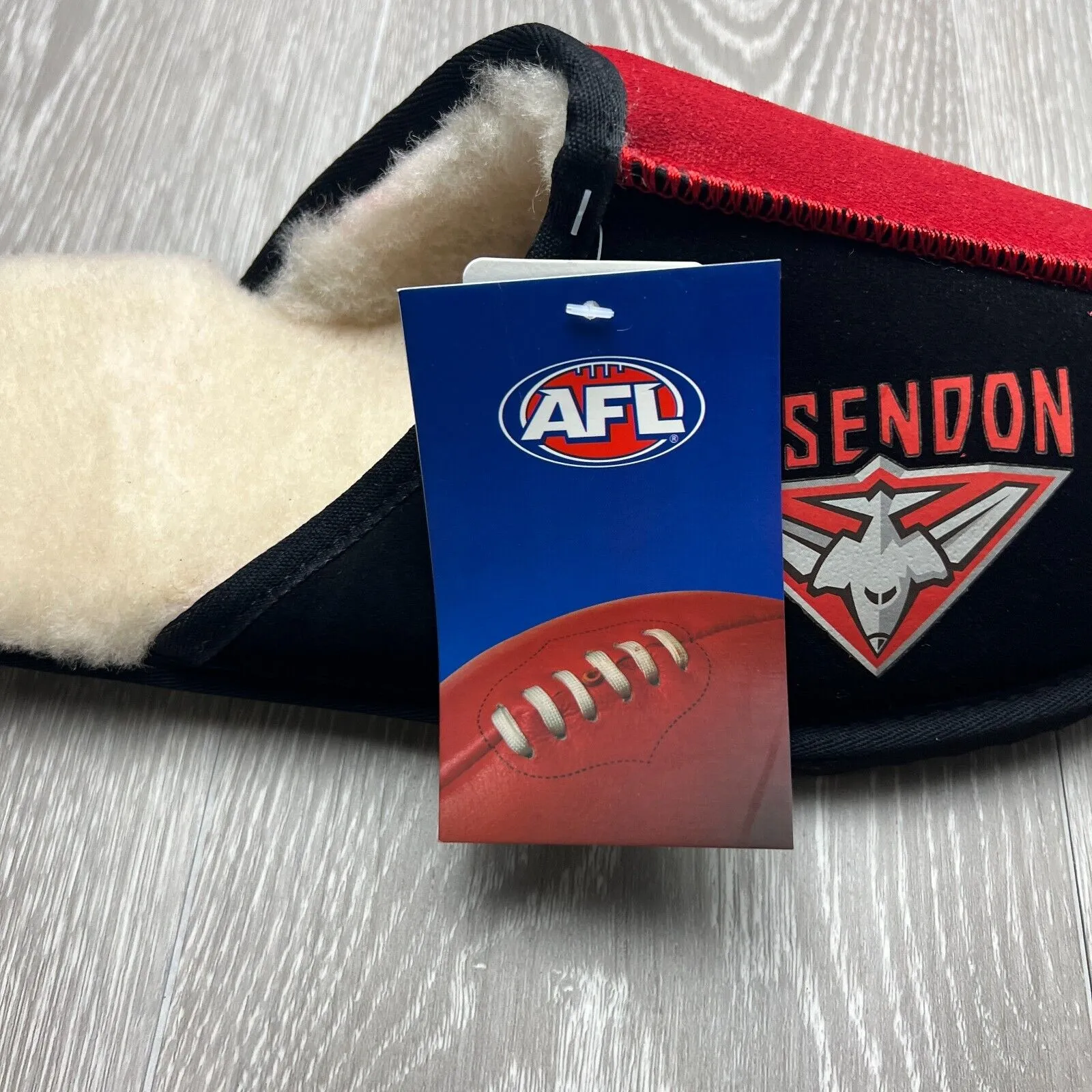 AFL Team Kicks Essendon Bombers Merino Wool Slippers Size US W 14 / M 13