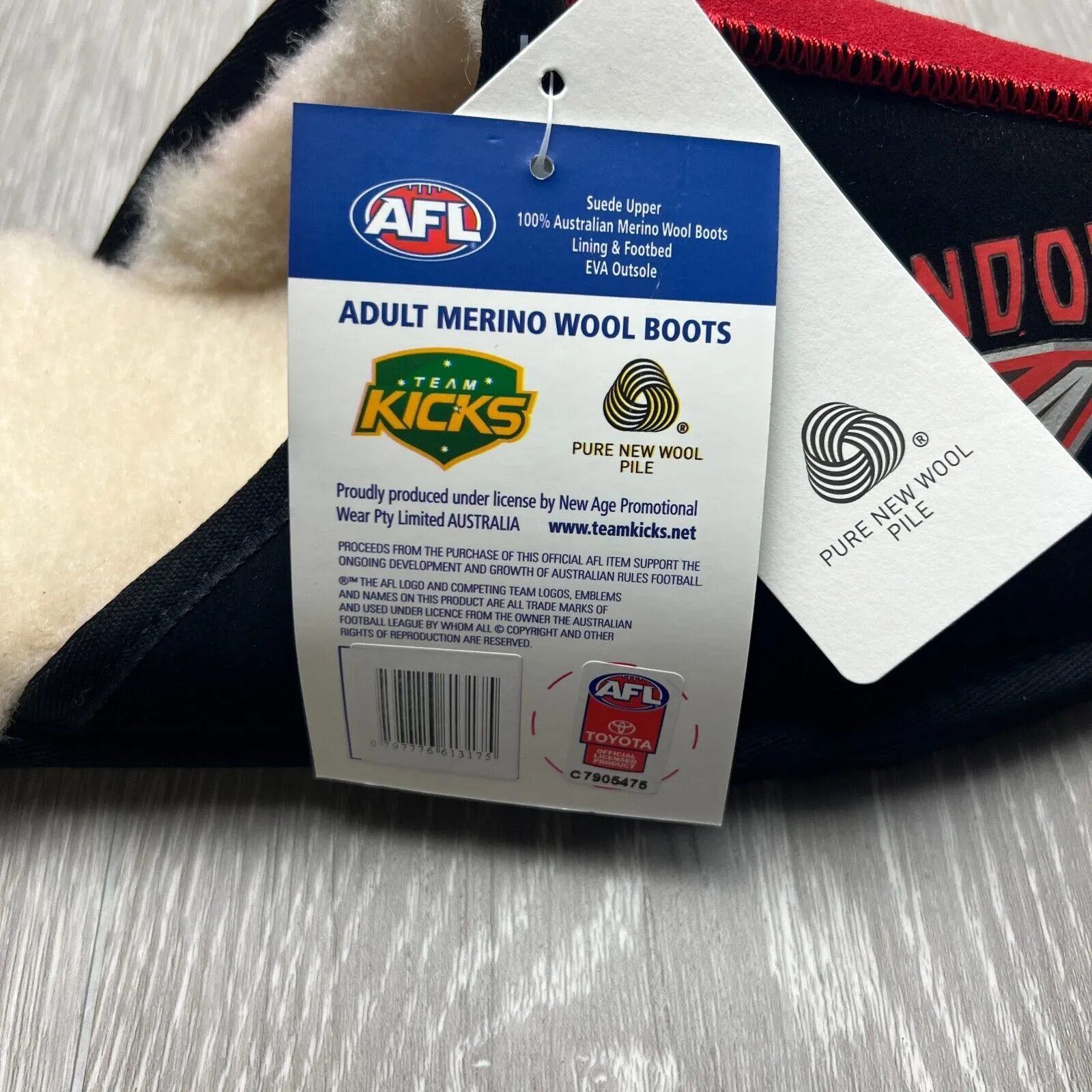 AFL Team Kicks Essendon Bombers Merino Wool Slippers Size US W 14 / M 13