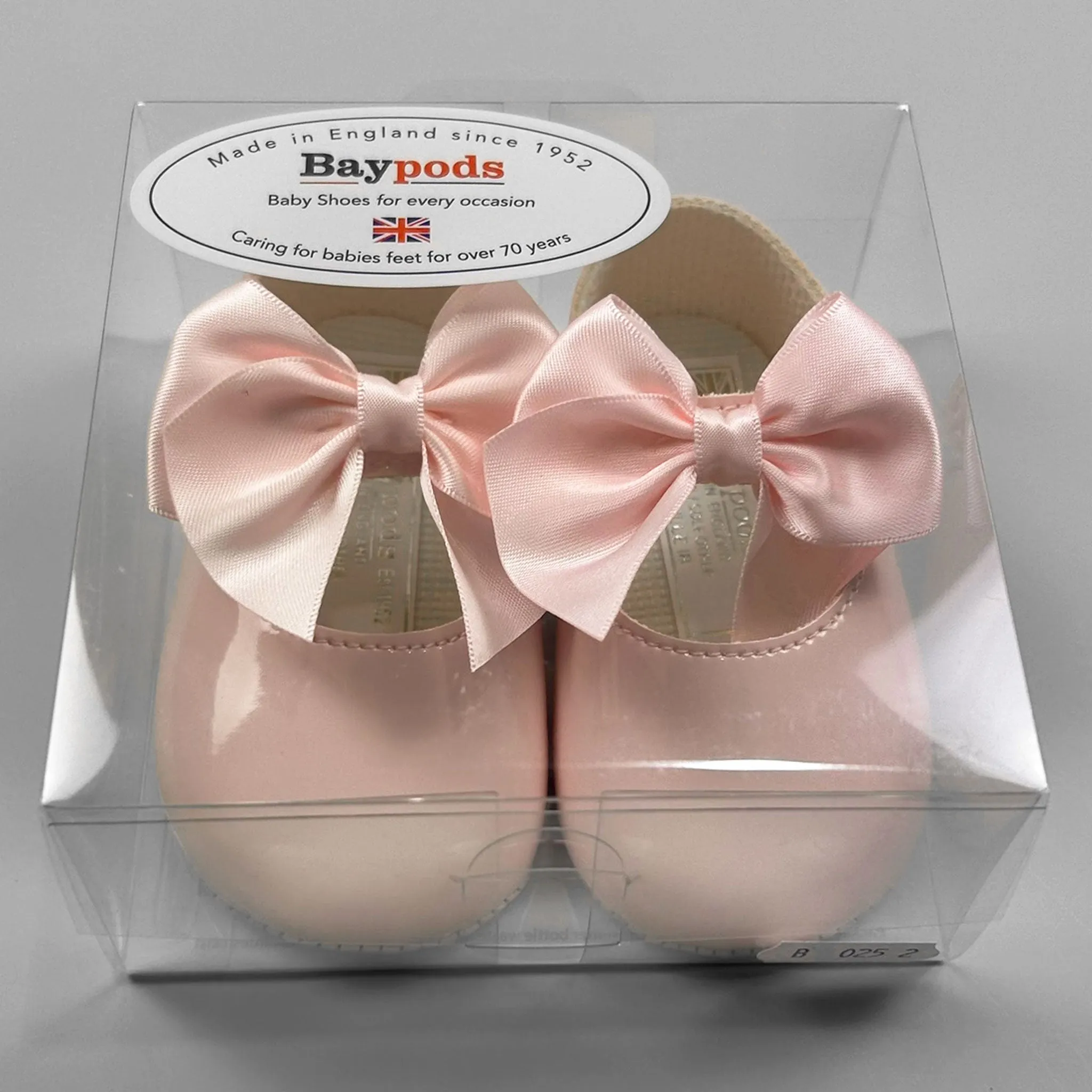 Baby Girl Shoes with Satin Ribbon Bow - Pink