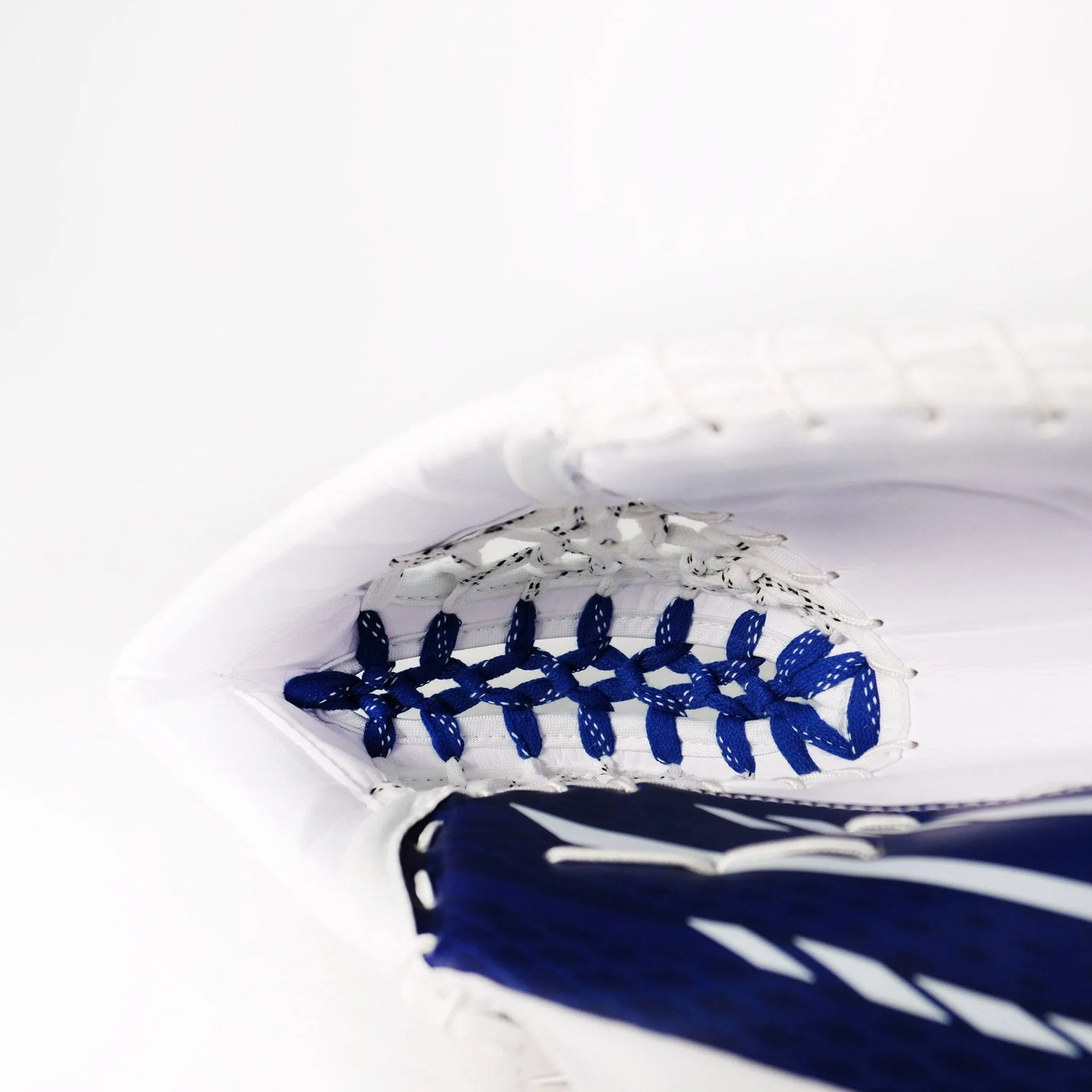 Bauer Vapor HyperLite Senior Goalie Catcher - Pro Palm