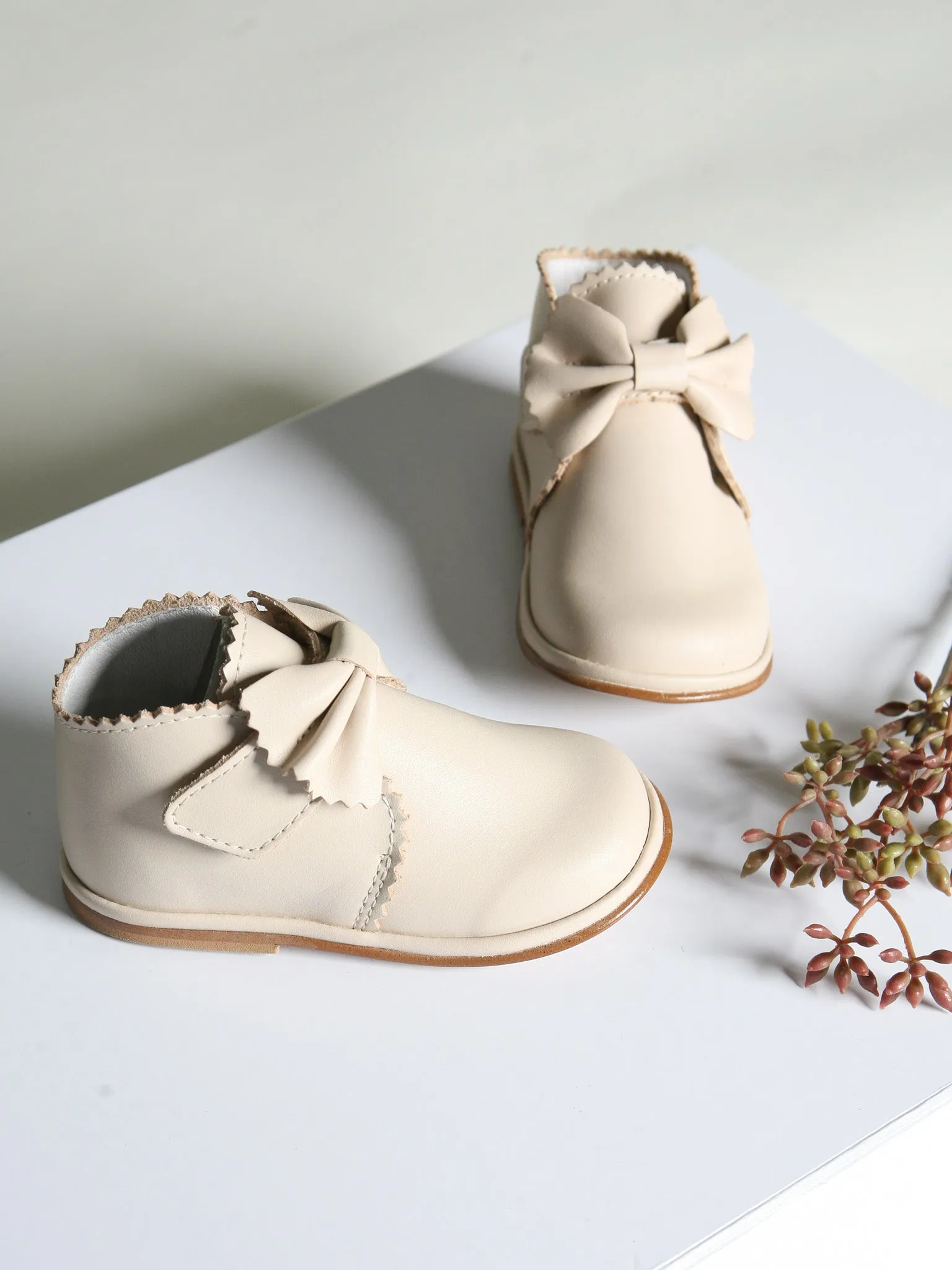 Borboleta Nude 'Sharon' Leather Bow Boot