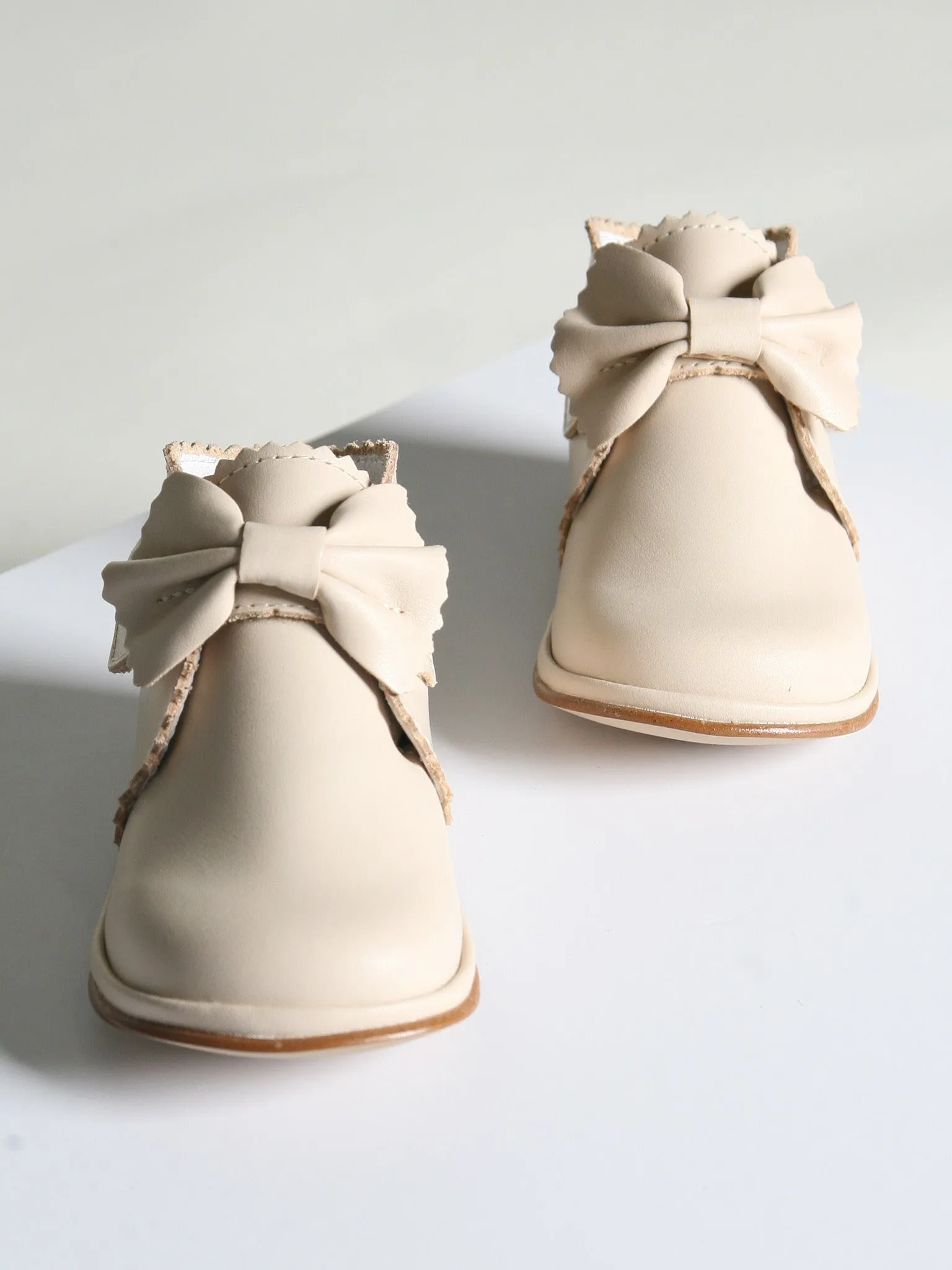 Borboleta Nude 'Sharon' Leather Bow Boot