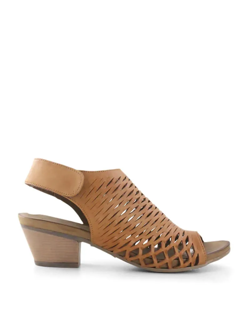 Bueno Shoes Ruby Leather Mid Heels