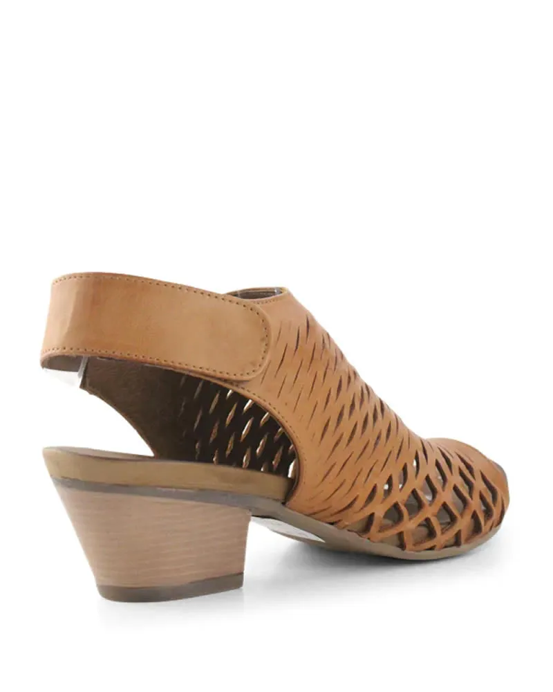 Bueno Shoes Ruby Leather Mid Heels