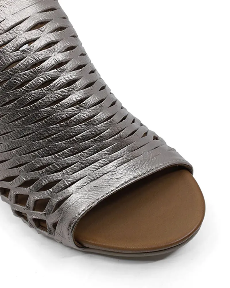 Bueno Shoes Ruby Leather Mid Heels