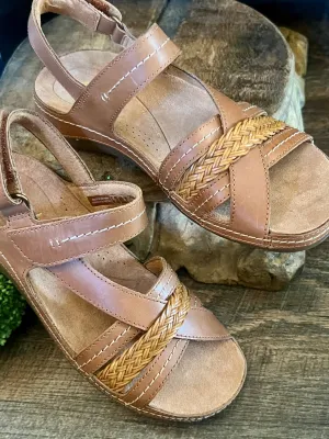 Clarks-Cecily Strap