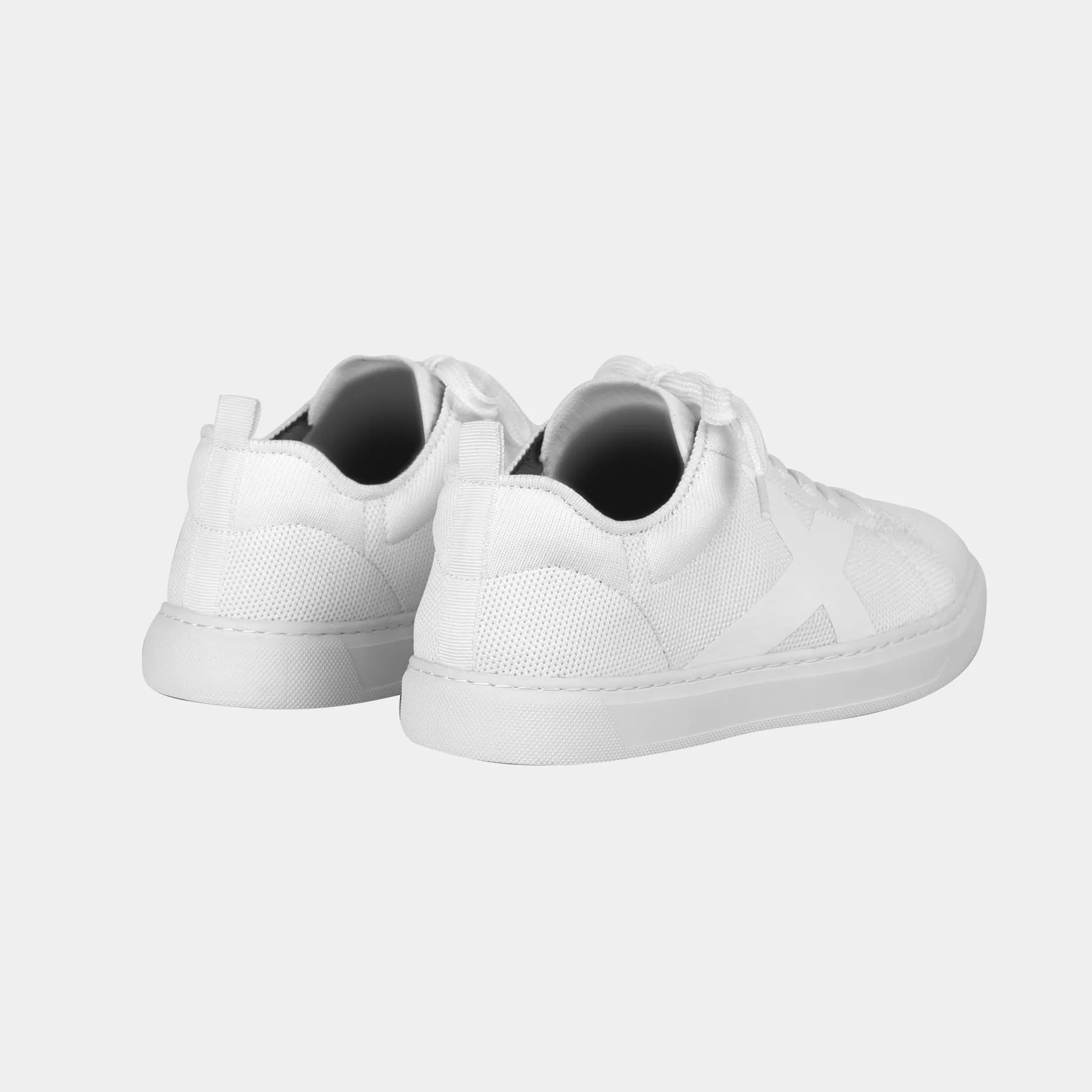 DISCOVERY Extra White