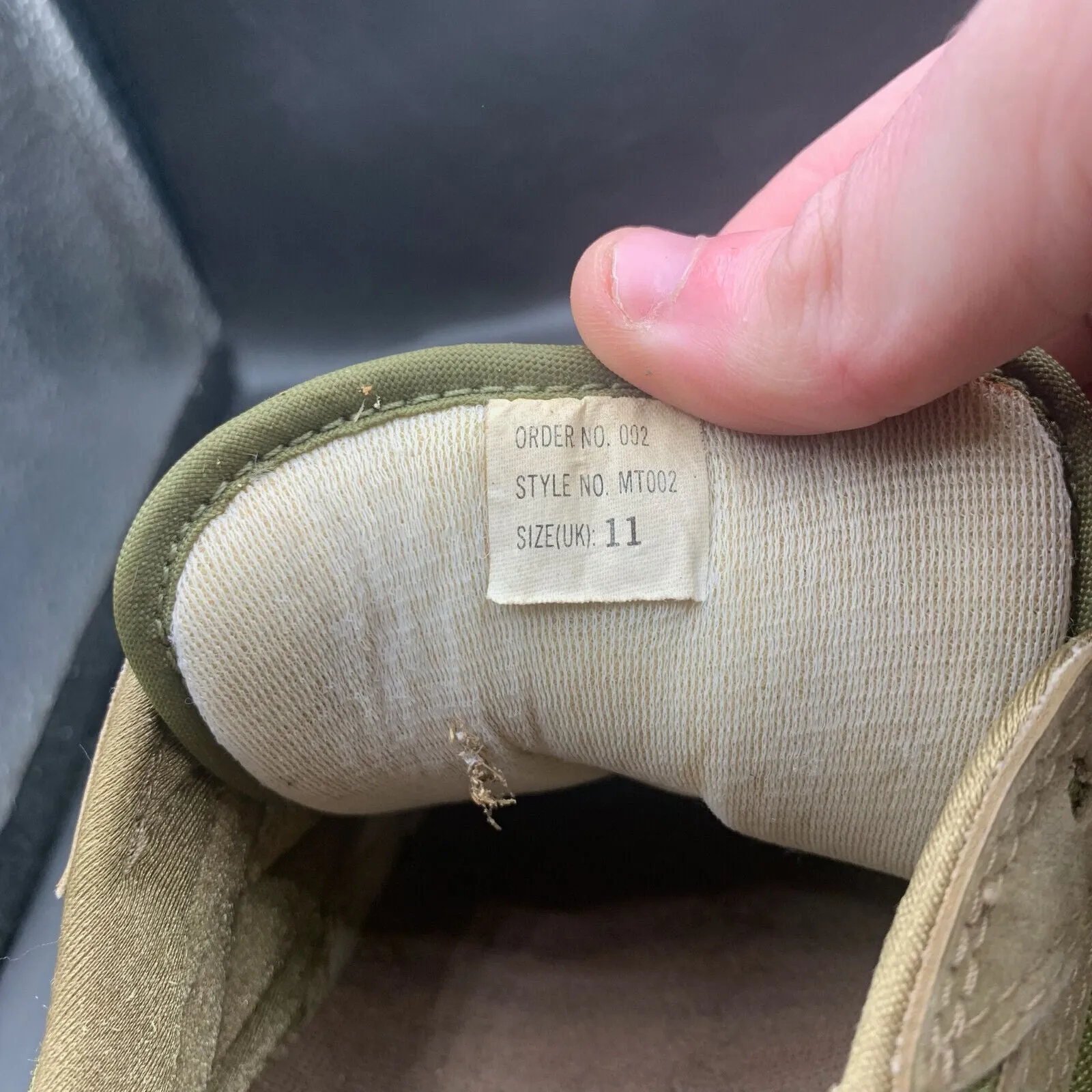 Genuine British Army Green PT Running Shoes Gym Trainers - Size UK 11 - EU 46