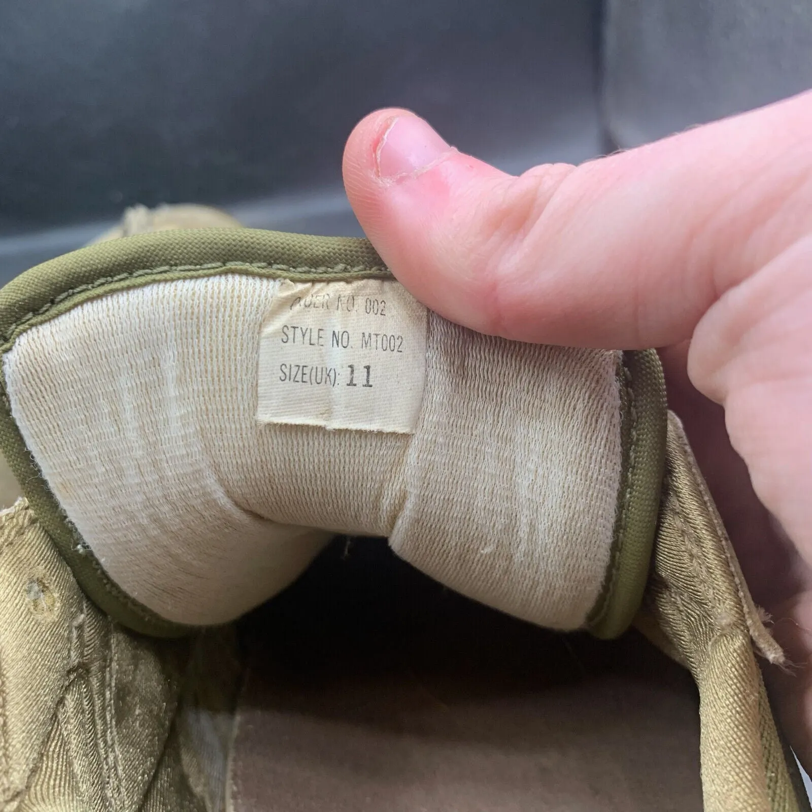 Genuine British Army Green PT Running Shoes Gym Trainers - Size UK 11 - EU 46
