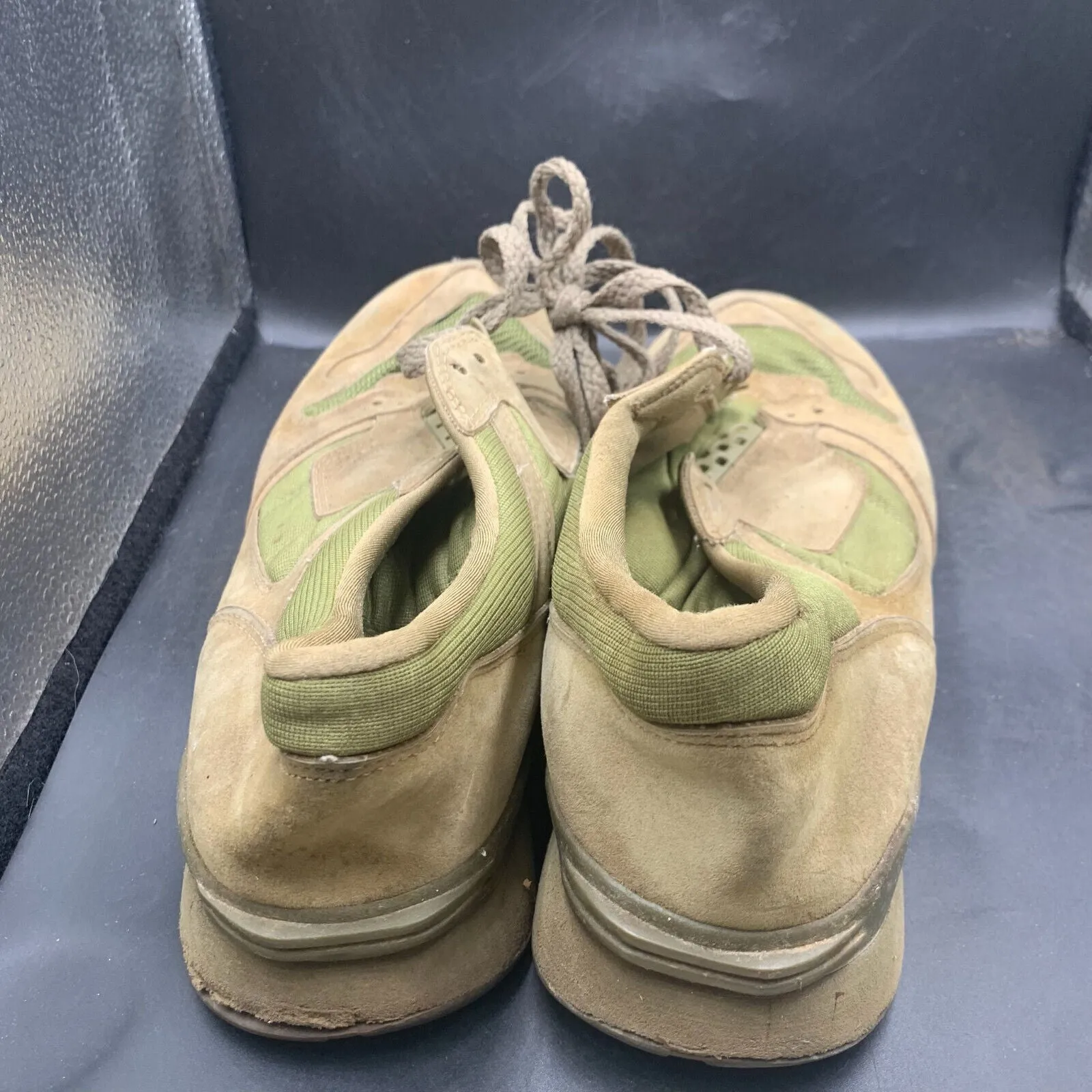 Genuine British Army Green PT Running Shoes Gym Trainers - Size UK 11 - EU 46