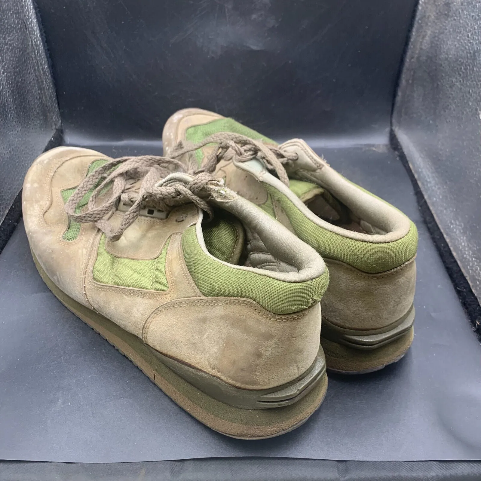 Genuine British Army Green PT Running Shoes Gym Trainers - Size UK 12 - EU 47