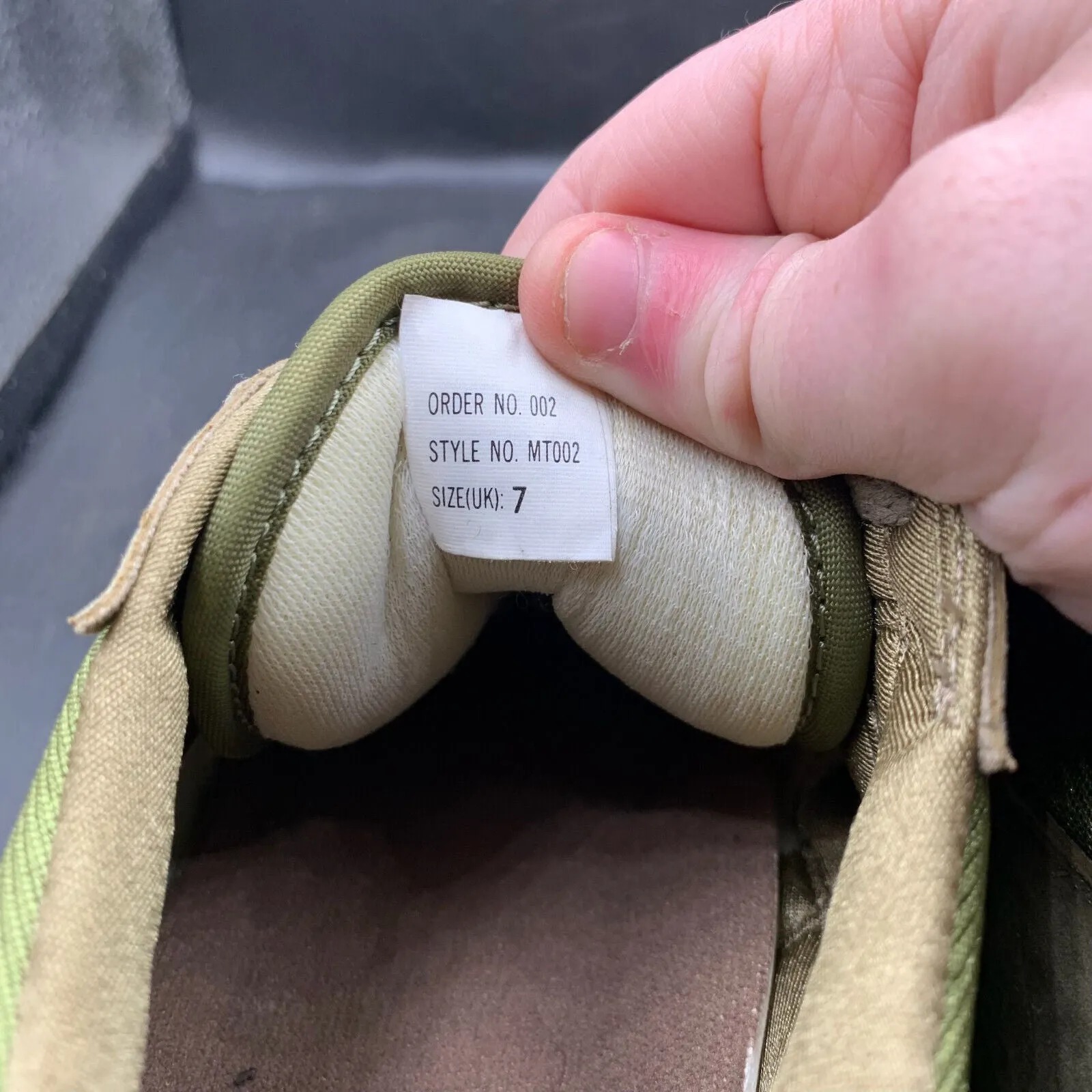 Genuine British Army Green PT Running Shoes Gym Trainers - Size UK 7 - EU 41