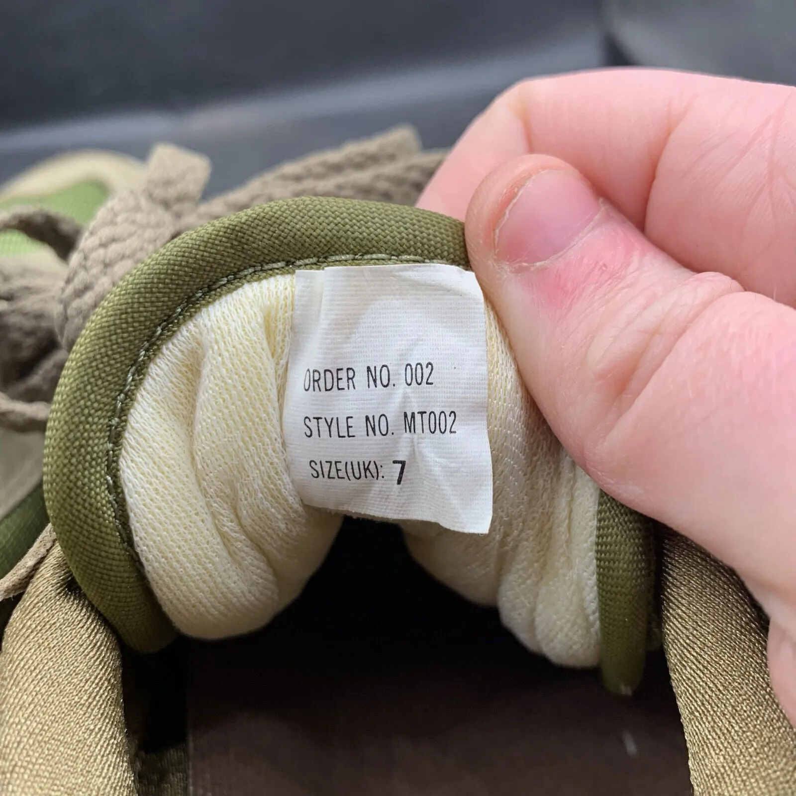 Genuine British Army Green PT Running Shoes Gym Trainers - Size UK 7 - EU 41