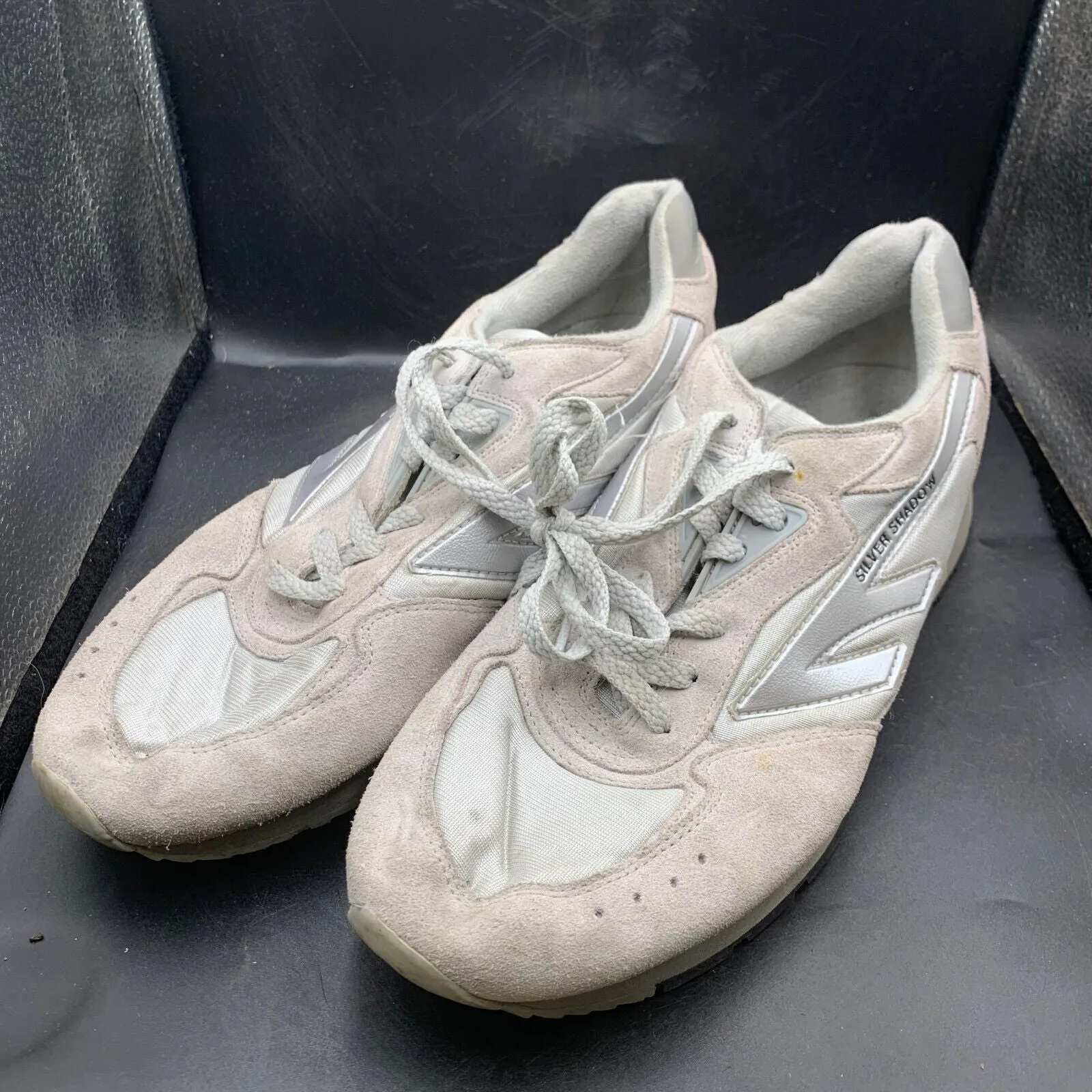 Genuine British Army Green PT Running Shoes Gym Trainers - Size UK 8 - EU 42