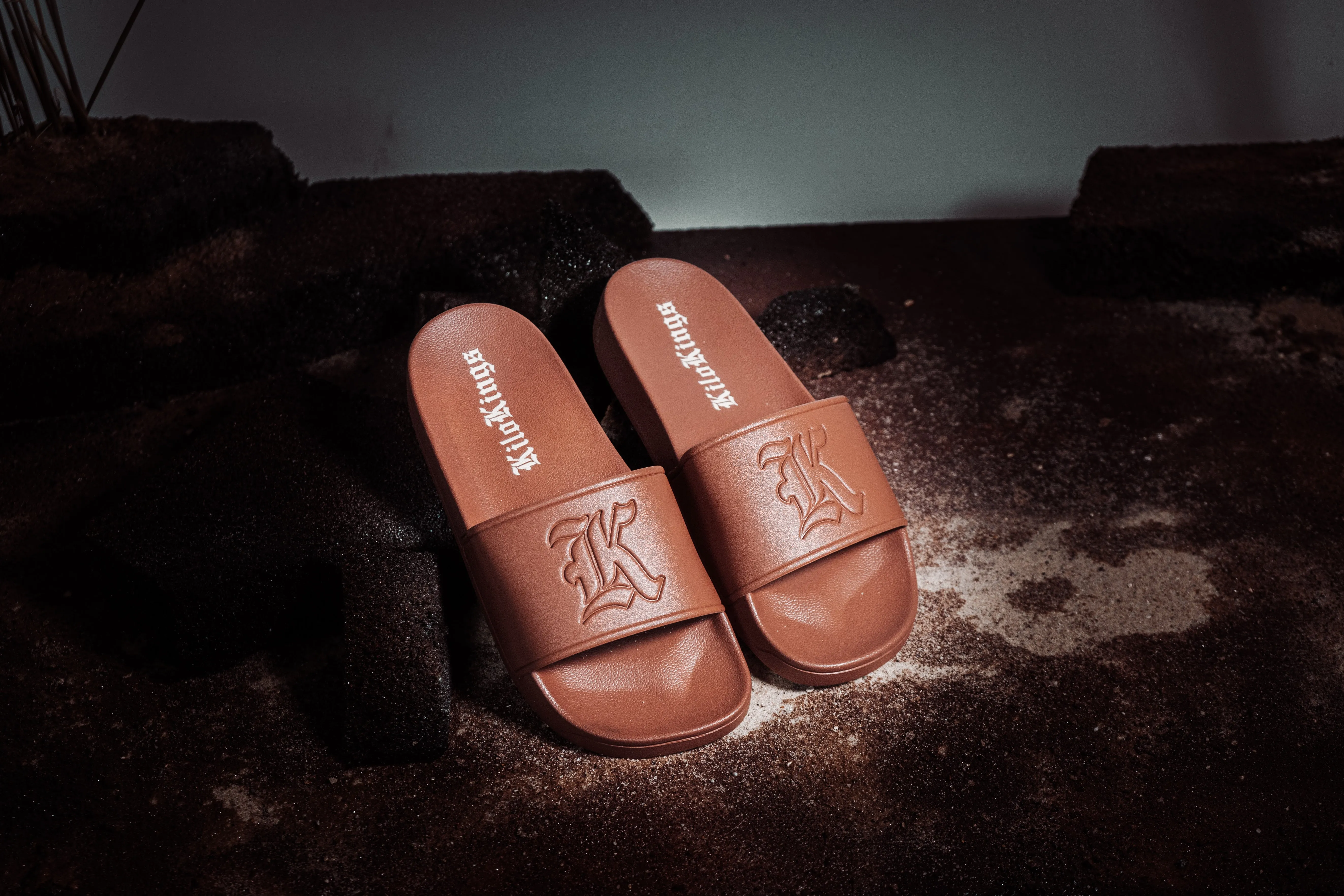 Kilo Slides (Saddle Brown)