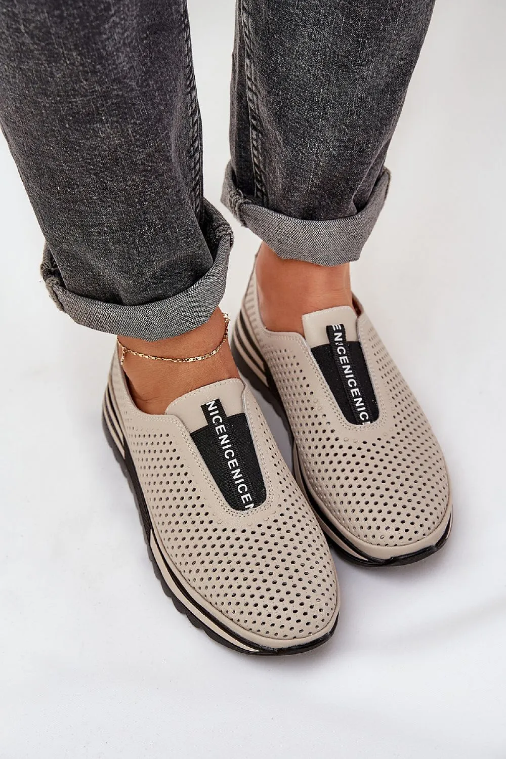 Low Shoes