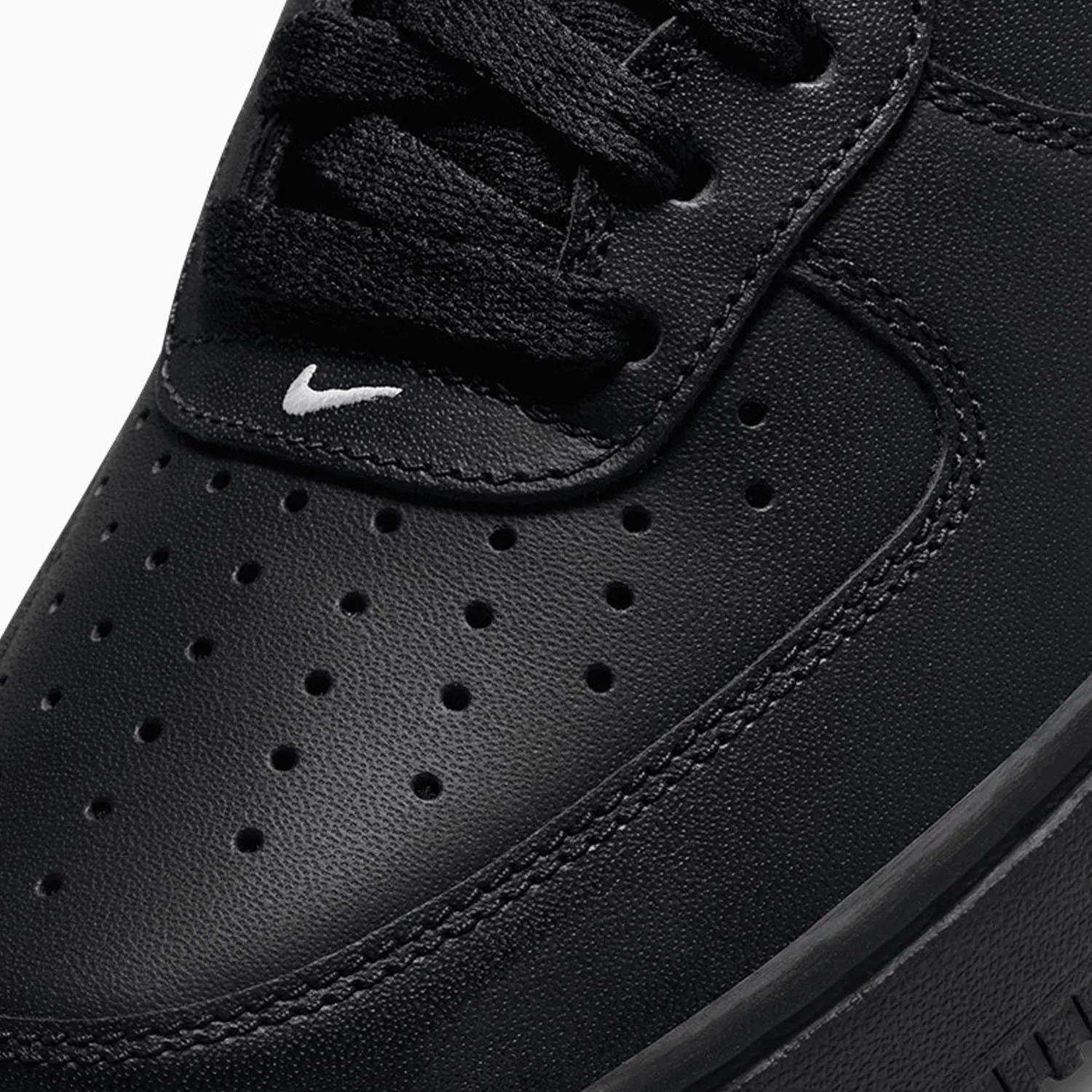Men's Air Force 1 `07 "Black White"