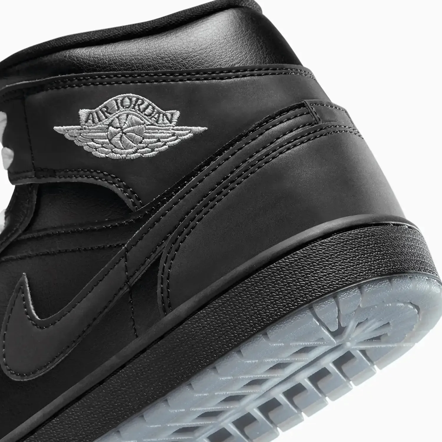 Men's Air Jordan 1 Mid SE "Black Metallic Reimagined"
