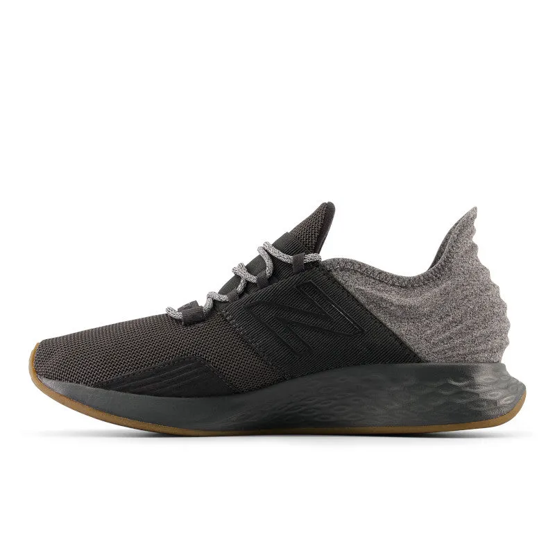 New Balance Men's FRESH FOAM ROAV Shoes in BLACKTOP
