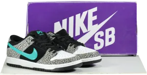 Nike BQ6817 Grey/Clear Jade-Black Dunk Low Pro Trainers UK 6.5 👟