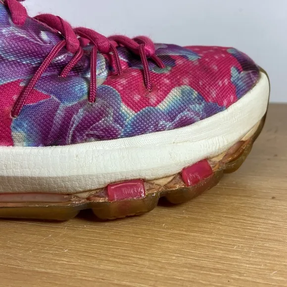 Nike KD 8 Aunt Pearl Breast Cancer Fund Sneakers Youth Size 5.5Y