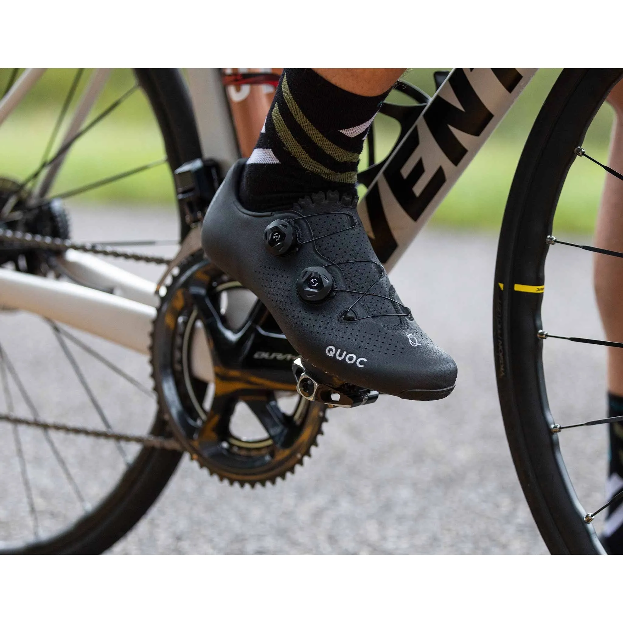 QUOC MONO II ROAD SHOES - BLACK