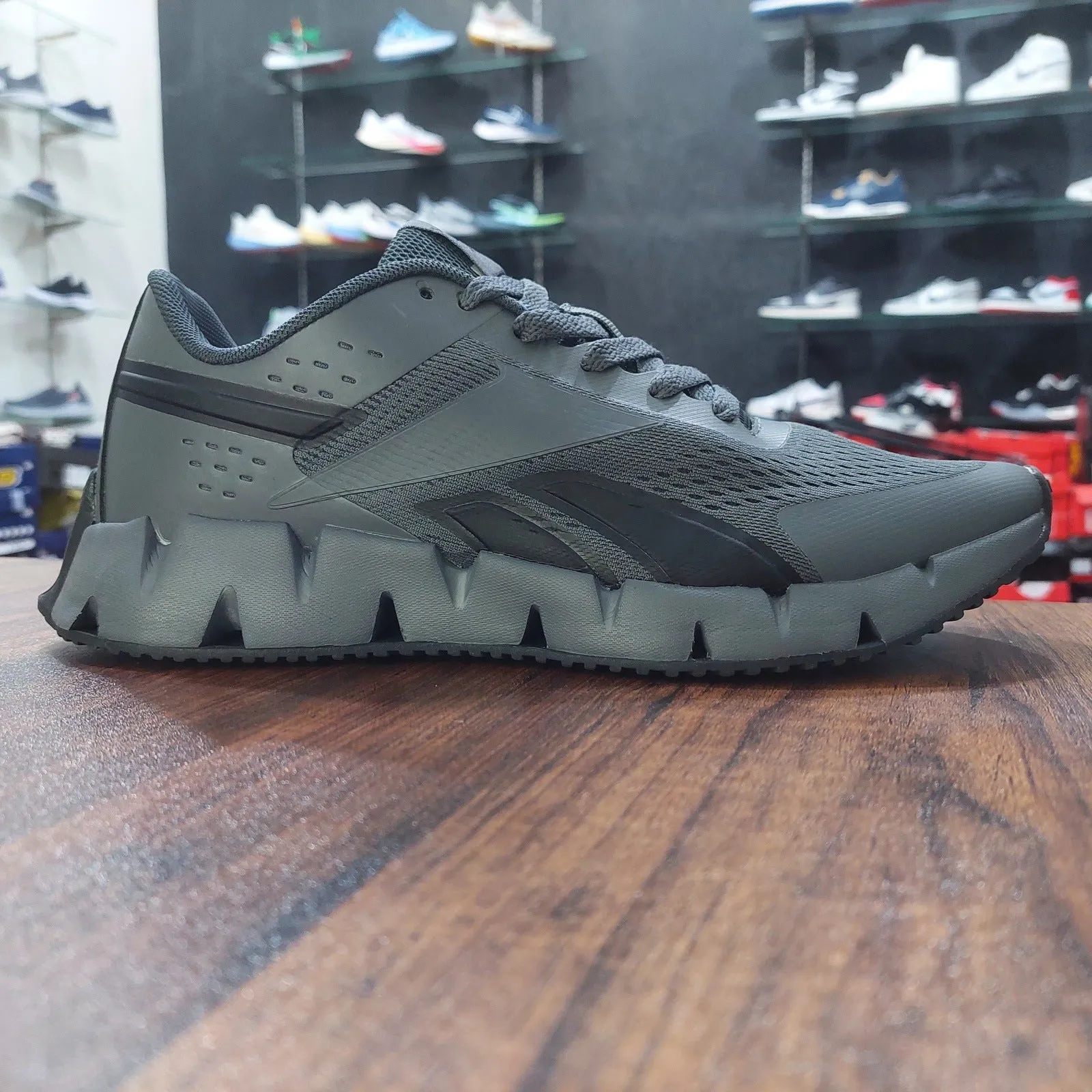 RBK Performance Zig Dynamica 2.0 Dark Grey