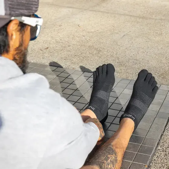 Run Lightweight No-Show Toe Socks