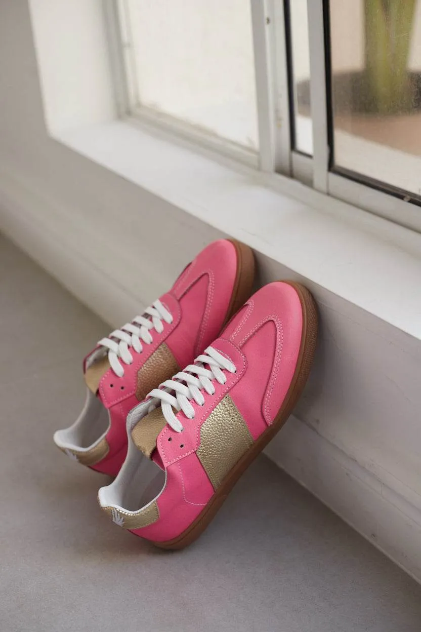 Sky Runner Leather Sneakers – Pink