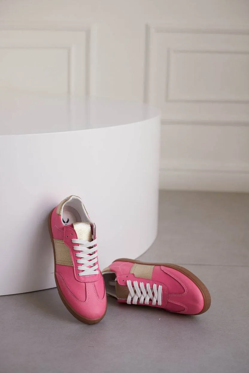 Sky Runner Leather Sneakers – Pink