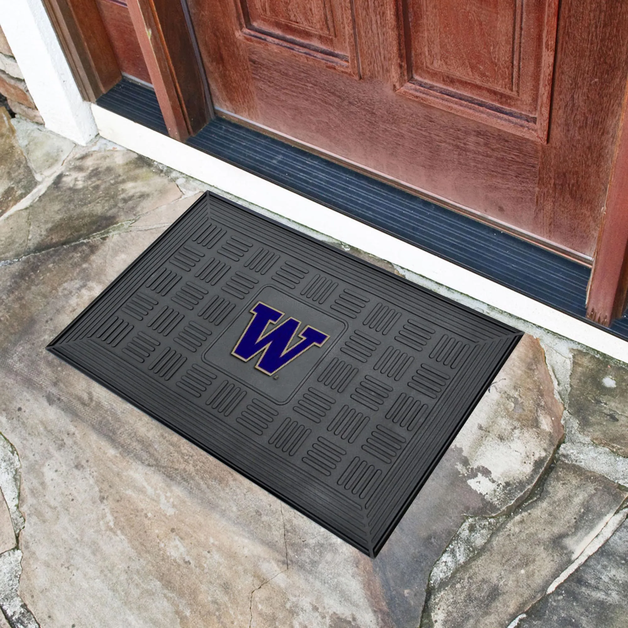 University of Washington Medallion Door Mat