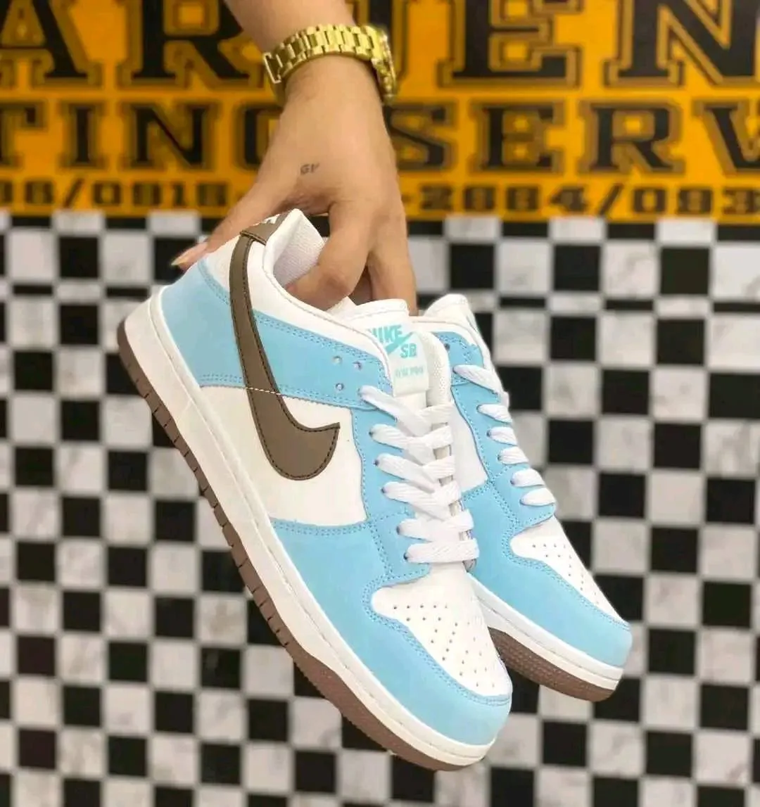 Women's Sneakers