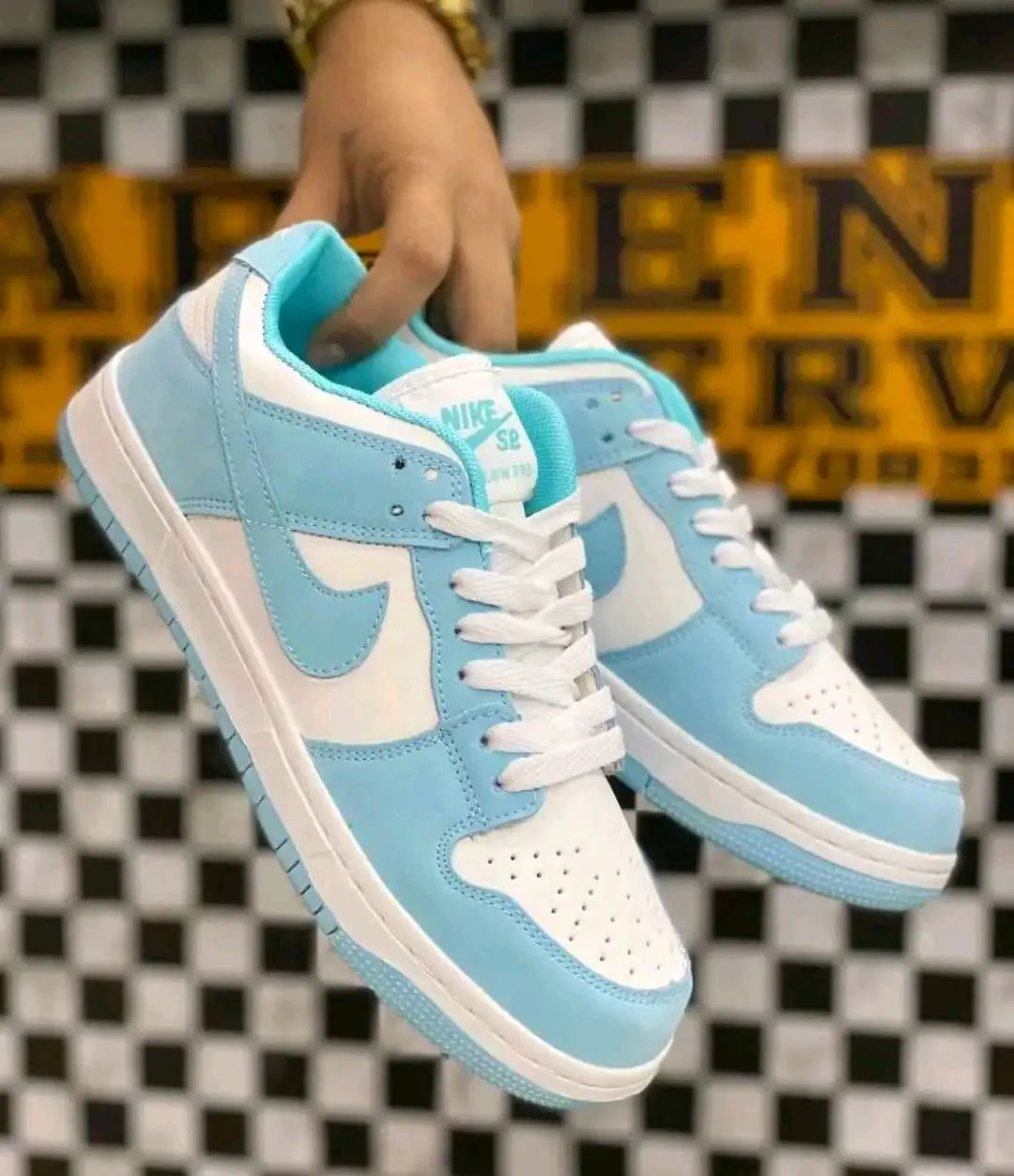 Women's Sneakers